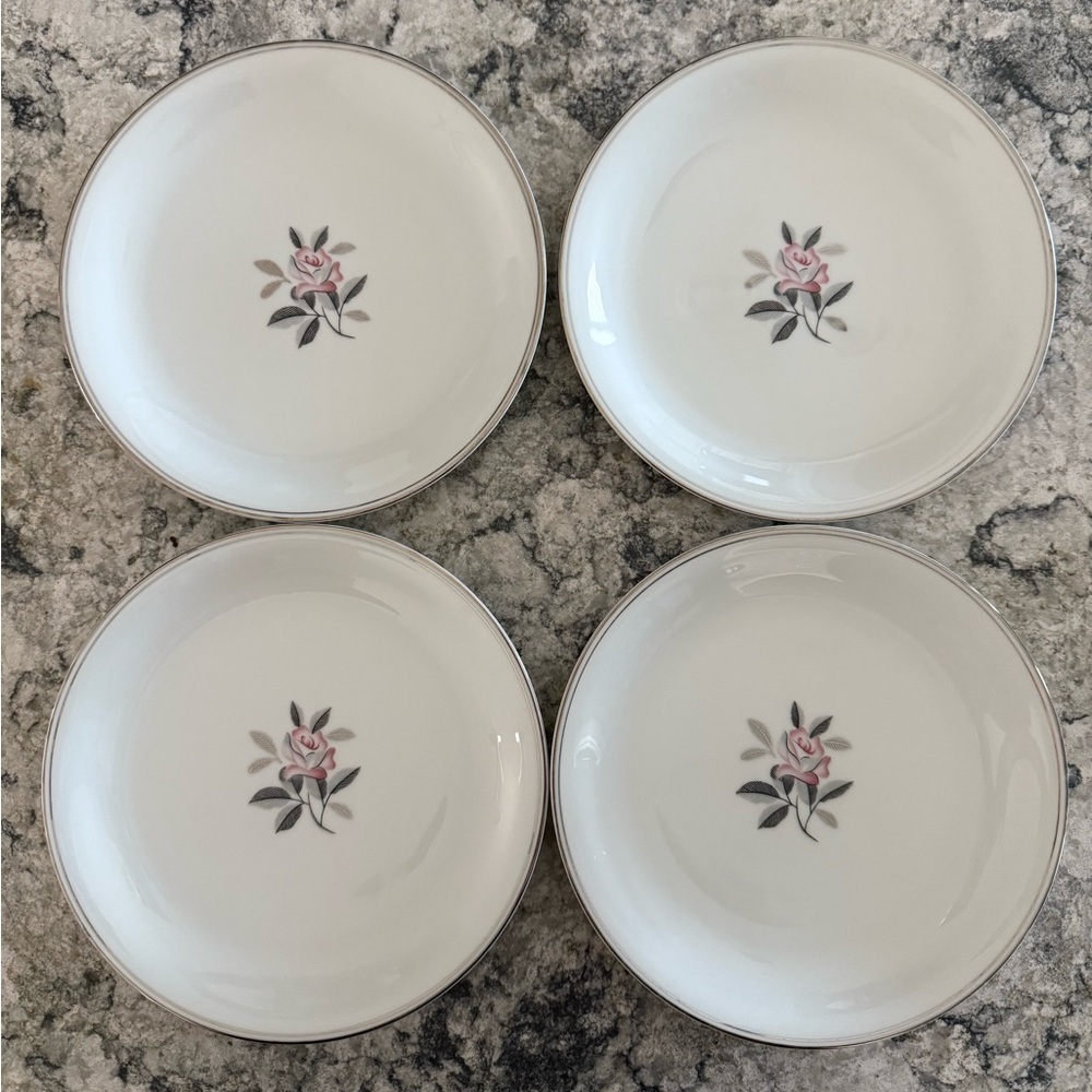 4 - Vintage Noritake “Rosales” Bread and Butter 8” Plates - Picture 2 of 5